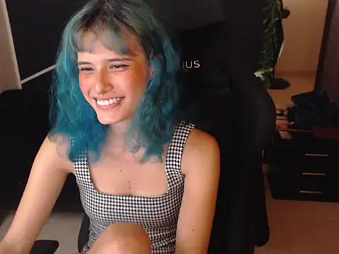 Snapshot of LITTLENAMI_ chatting on November 1, 2025, 11:29 pm LITTLENAMI online show from November 1, 2025, 11:29 pm