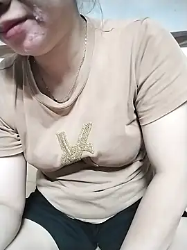 Mie rose online show from September 30, 2025, 2:11 pm