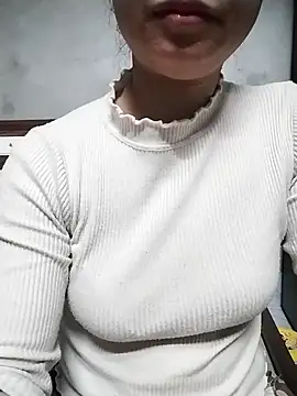 Mie rose online show from March 6, 2026, 2:13 pm