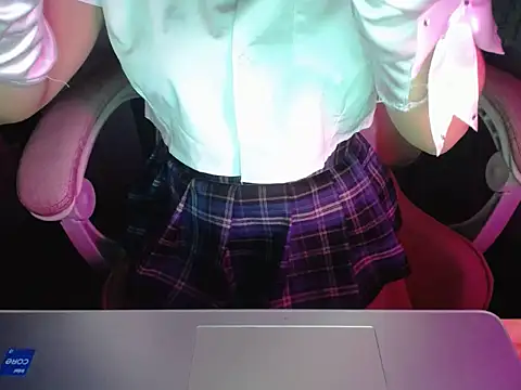 ahoa Tk online show from October 15, 2025, 5:02 pm