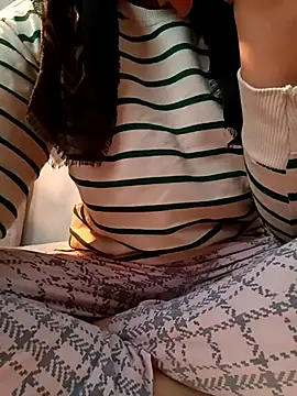 ezgi2545 online show from November 20, 2025, 6:24 am