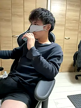 jiji9253 online show from November 19, 2025, 6:13 am