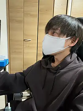 jiji9253 online show from March 7, 2026, 1:52 pm