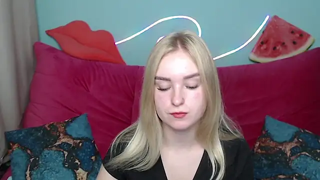 SofySofty online show from November 6, 2025, 5:41 am