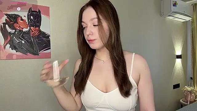 NguyetHankey online show from March 19, 2026, 6:06 am