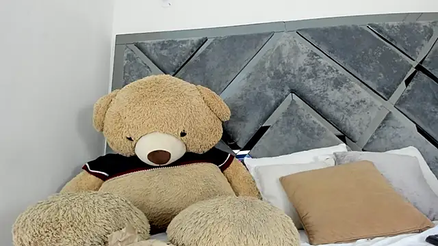 Snapshot of Sweet_Salome1 chatting on October 18, 2025, 12:17 pm Sweet Salome1 online show from October 18, 2025, 12:17 pm