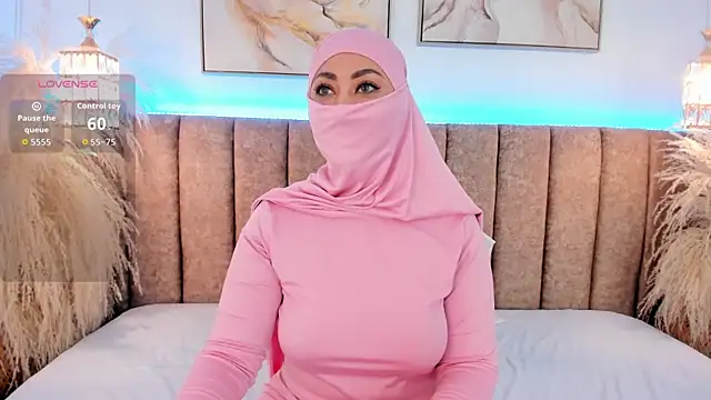 azza   online show from September 19, 2025, 11:55 am