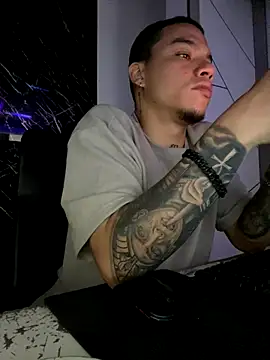 AlphaMasterXxx online show from September 12, 2025, 12:38 pm