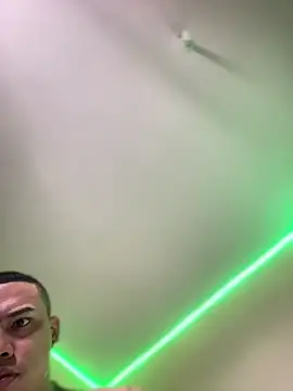 Snapshot of AlphaMasterXxx chatting on February 10, 2026, 5:28 pm AlphaMasterXxx online show from February 10, 2026, 5:28 pm