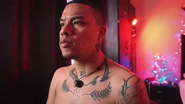 Snapshot of AlphaMasterXxx chatting on February 15, 2026, 2:58 pm AlphaMasterXxx online show from February 15, 2026, 2:58 pm