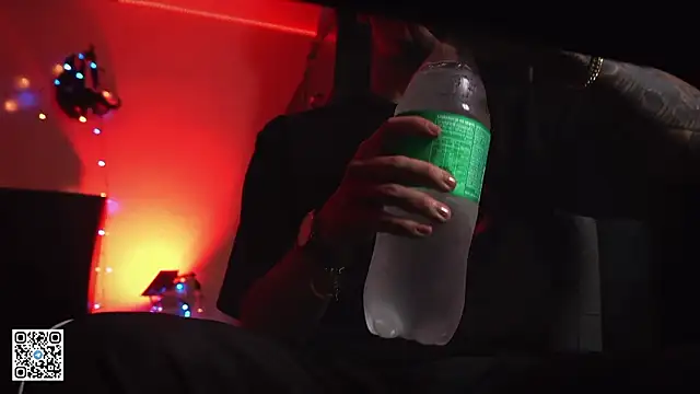 Snapshot of AlphaMasterXxx chatting on February 18, 2026, 11:22 pm AlphaMasterXxx online show from February 18, 2026, 11:22 pm