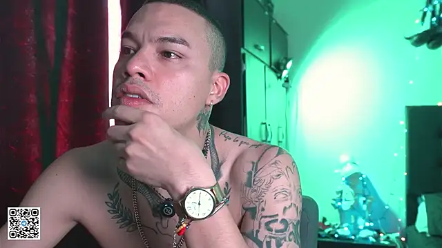 Snapshot of AlphaMasterXxx chatting on March 5, 2026, 8:38 pm AlphaMasterXxx online show from March 5, 2026, 8:38 pm