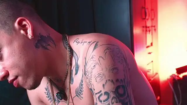 Snapshot of AlphaMasterXxx chatting on March 10, 2026, 5:12 am AlphaMasterXxx online show from March 10, 2026, 5:12 am