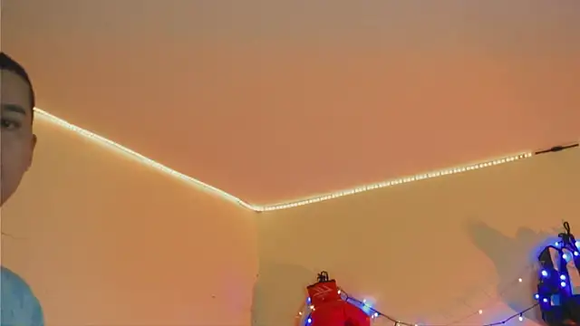 Snapshot of AlphaMasterXxx chatting on March 19, 2026, 12:42 pm AlphaMasterXxx online show from March 19, 2026, 12:42 pm