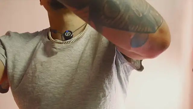 Snapshot of AlphaMasterXxx chatting on March 20, 2026, 4:45 pm AlphaMasterXxx online show from March 20, 2026, 4:45 pm