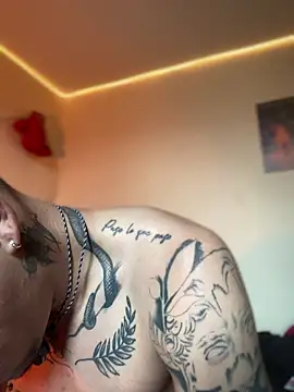 Snapshot of AlphaMasterXxx chatting on March 26, 2026, 3:50 pm AlphaMasterXxx online show from March 26, 2026, 3:50 pm