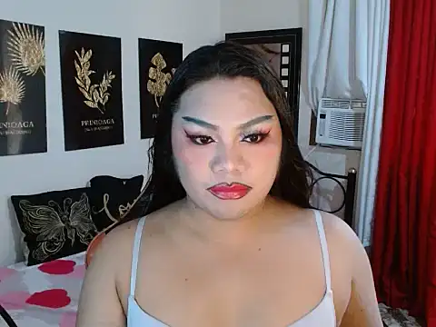 Snapshot of TSbrianaHugeCock chatting on November 3, 2025, 7:09 am TSbrianaHugeCock online show from November 3, 2025, 7:09 am