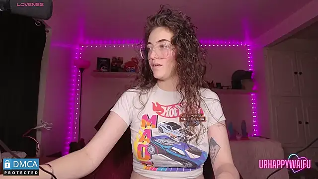 Snapshot of urhappywaifu chatting on November 4, 2025, 1:27 am urhappywaifu online show from November 4, 2025, 1:27 am