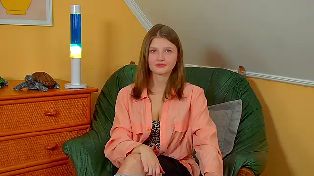Snapshot of JaneRosen chatting on October 18, 2025, 8:15 am JaneRosen online show from October 18, 2025, 8:15 am