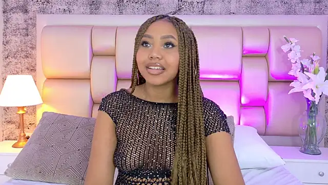 Snapshot of AngelaRoberts chatting on February 11, 2026, 8:03 pm AngelaRoberts online show from February 11, 2026, 8:03 pm