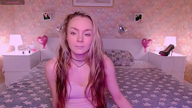 Snapshot of Little_Rockk chatting on June 20, 2026, 12:41 pm Little Rockk online show from June 20, 2026, 12:41 pm