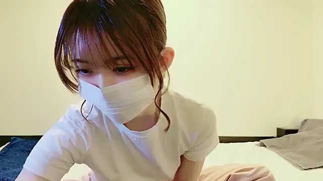 Snapshot of NANA_chan_1 chatting on October 13, 2025, 6:24 am NANA chan 1 online show from October 13, 2025, 6:24 am