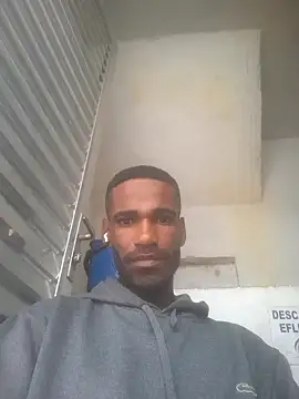 negrobrazil92 online show from November 6, 2025, 12:28 pm