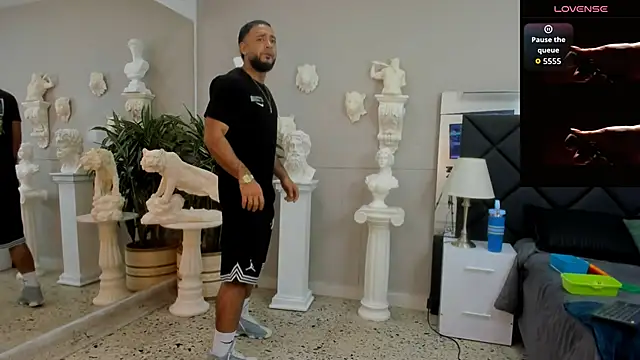 emilio brandon online show from November 18, 2025, 10:09 am