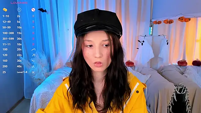 MilliMouse online show from October 31, 2025, 11:06 pm