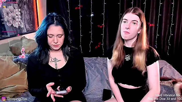 Threesomebabes online show from November 6, 2025, 12:50 pm