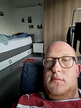 geilerd122 online show from October 30, 2025, 3:57 pm