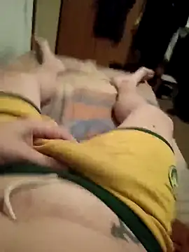 Snapshot of Empi19cm chatting on September 24, 2025, 6:55 pm Empi19cm online show from September 24, 2025, 6:55 pm