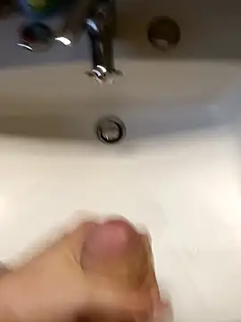 Snapshot of Empi19cm chatting on October 16, 2025, 4:41 pm Empi19cm online show from October 16, 2025, 4:41 pm