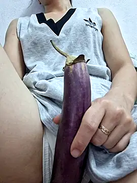 irina hana online show from September 9, 2025, 1:05 am