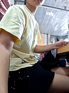 irina hana online show from October 1, 2025, 1:00 am