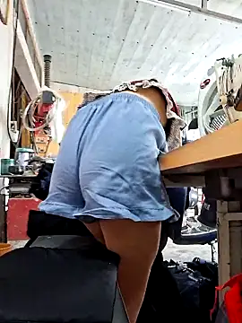 irina hana online show from October 26, 2025, 6:30 am