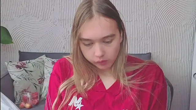 Vel1ka online show from September 14, 2025, 4:44 am