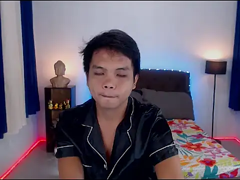 XExtraServiceManX online show from November 18, 2025, 11:03 am