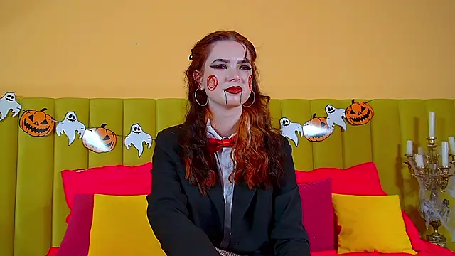 MelissaMays online show from October 31, 2025, 6:42 pm