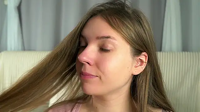 KarriBrownd online show from October 27, 2025, 1:09 am