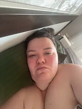 SunnyLeila2101 online show from September 12, 2025, 7:41 am