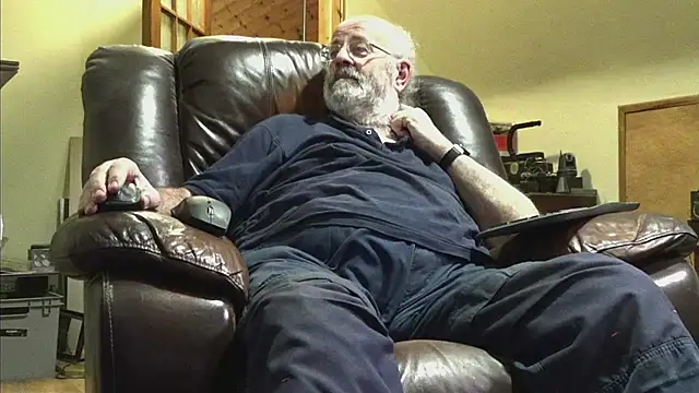 janzer13 online show from January 13, 2026, 6:02 pm