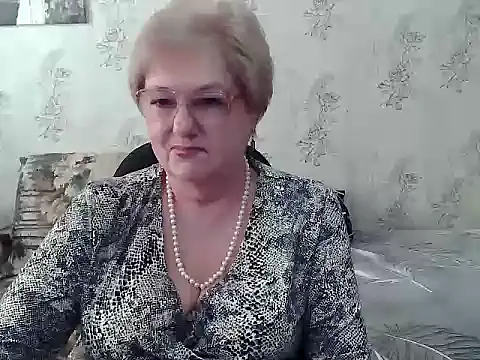 Snapshot of Renata62011 chatting on March 17, 2026, 12:41 pm Renata62011 online show from March 17, 2026, 12:41 pm