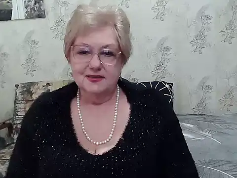 Snapshot of Renata62011 chatting on March 24, 2026, 12:21 pm Renata62011 online show from March 24, 2026, 12:21 pm