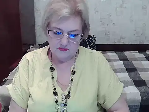 Renata62011 online show from July 8, 2026, 12:20 pm