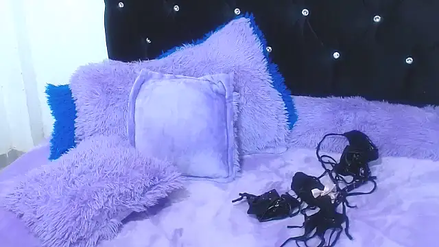 Gabi Jhons 23 online show from November 5, 2025, 10:15 am