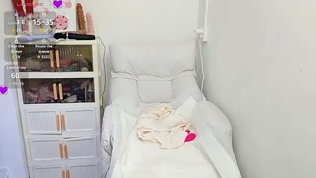 9aunatiis online show from January 8, 2026, 6:54 pm