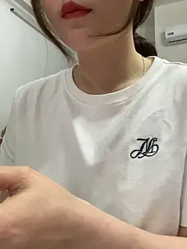 Linda288 online show from March 9, 2026, 8:29 am