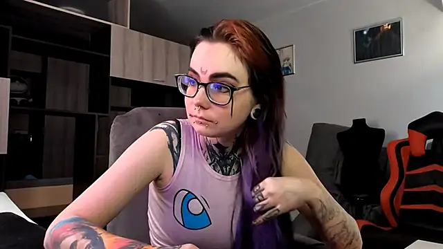 HighelikeGirl online show from September 14, 2025, 9:19 am