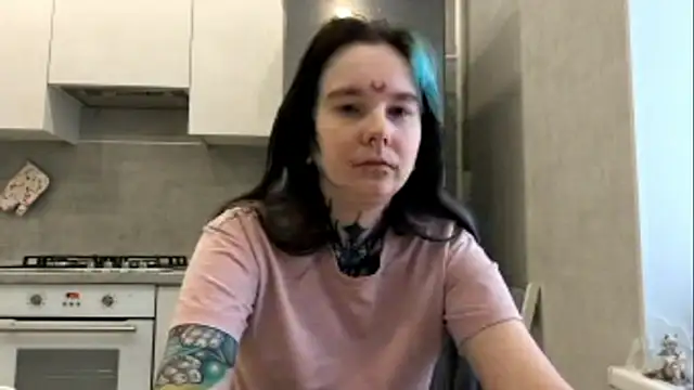 Snapshot of HighelikeGirl chatting on March 9, 2026, 6:28 am HighelikeGirl online show from March 9, 2026, 6:28 am